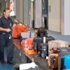 alt="perro detector droga maletas aeropuerto"