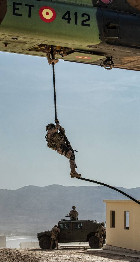 Maniobras del mando de operaciones especiales en Alicante
